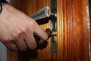 hand turning door handle